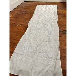 White Vintage Elegant Paisley Detail Textured Satin Hand Rolled Bridal Scarf